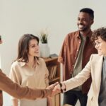 Menschen, die Vereinbarungen brechen